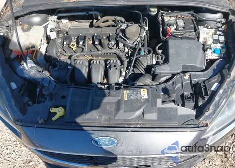 2015 Ford Focus Se z USA, uszkodzony, nr VIN 1FADP3F24FL268361